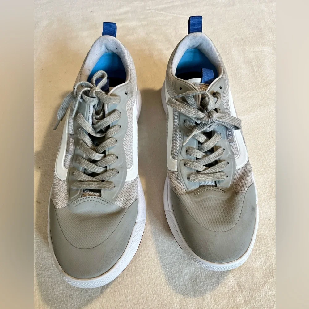 Vans Unisex Gray and White Sneakers Mens 9.5/Womens 11